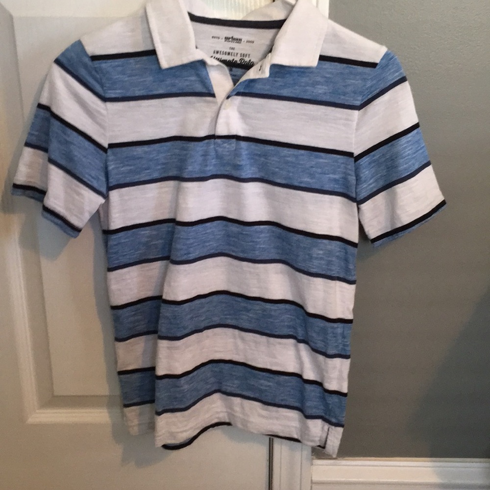 Boy’s short sleeve collared shirt